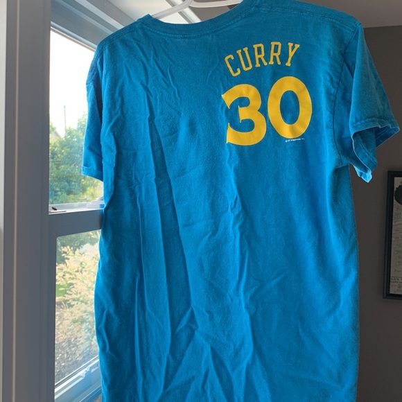Steph Curry Warriors tee size M - Picture 2 of 2
